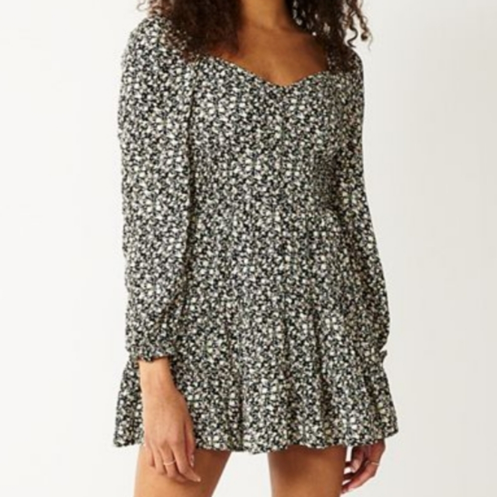 SO Romantic Cottagecore Smocked Tier Long Sleeve Ditzy Floral Mini Dress XL